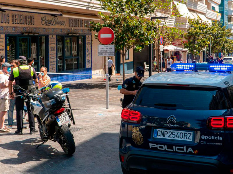 Hombre atropella a peatones en Marbella