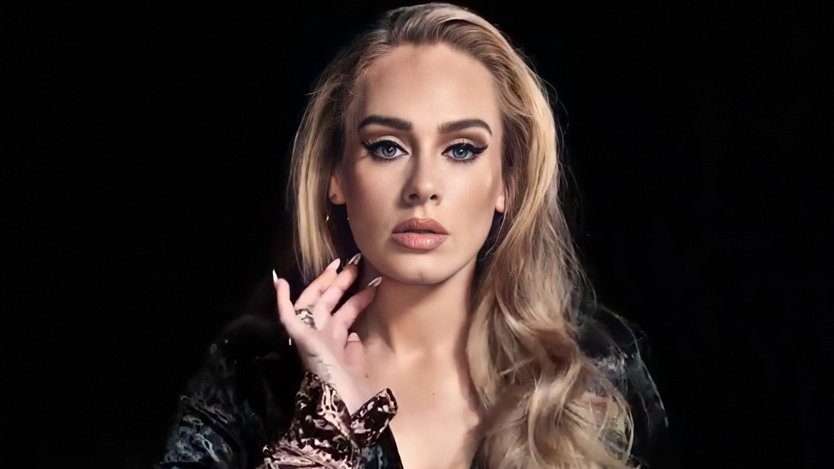 Resurge video de Adele deteniendo un concierto por un fan que se desmaya