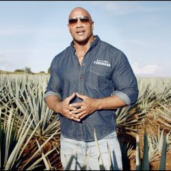 Dwayne Johnson, abrió su segunda destilería de tequila